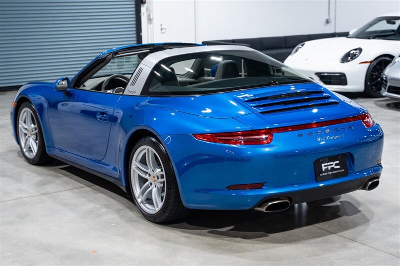 Used 2015 Porsche 911 Targa 4 AWD/4WD image 4