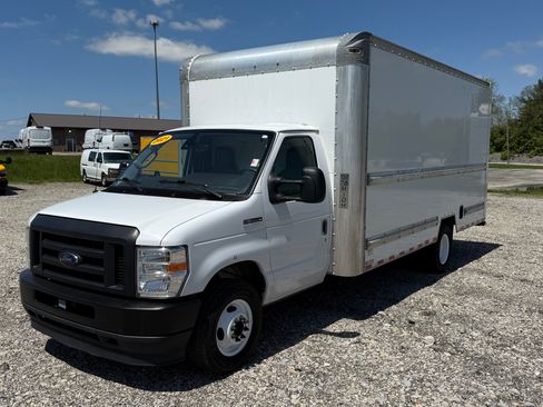 Used 2021 Ford E-350 and Econoline 350 image 7