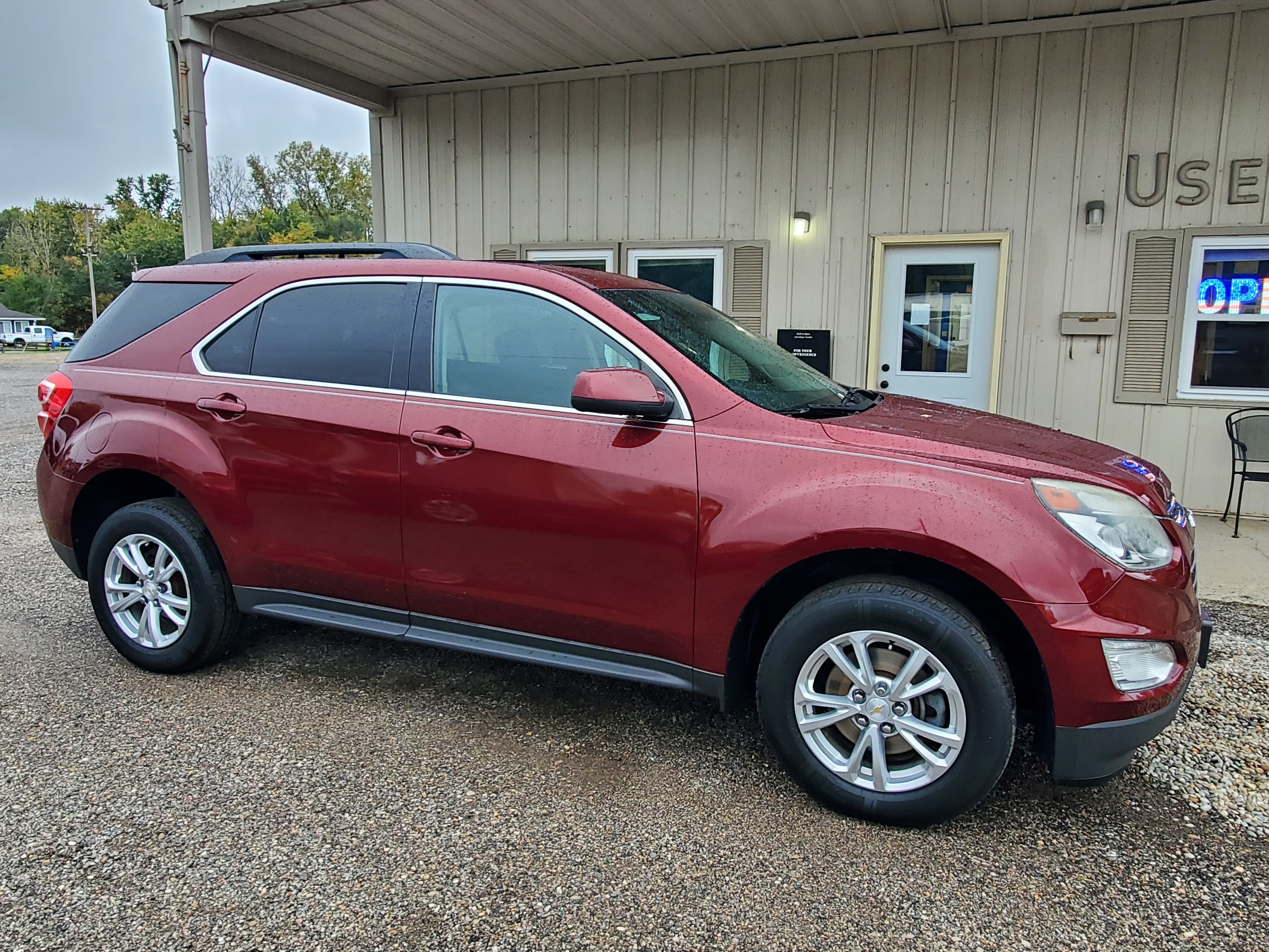 Used 2016 Chevrolet Equinox FWD LT image 1