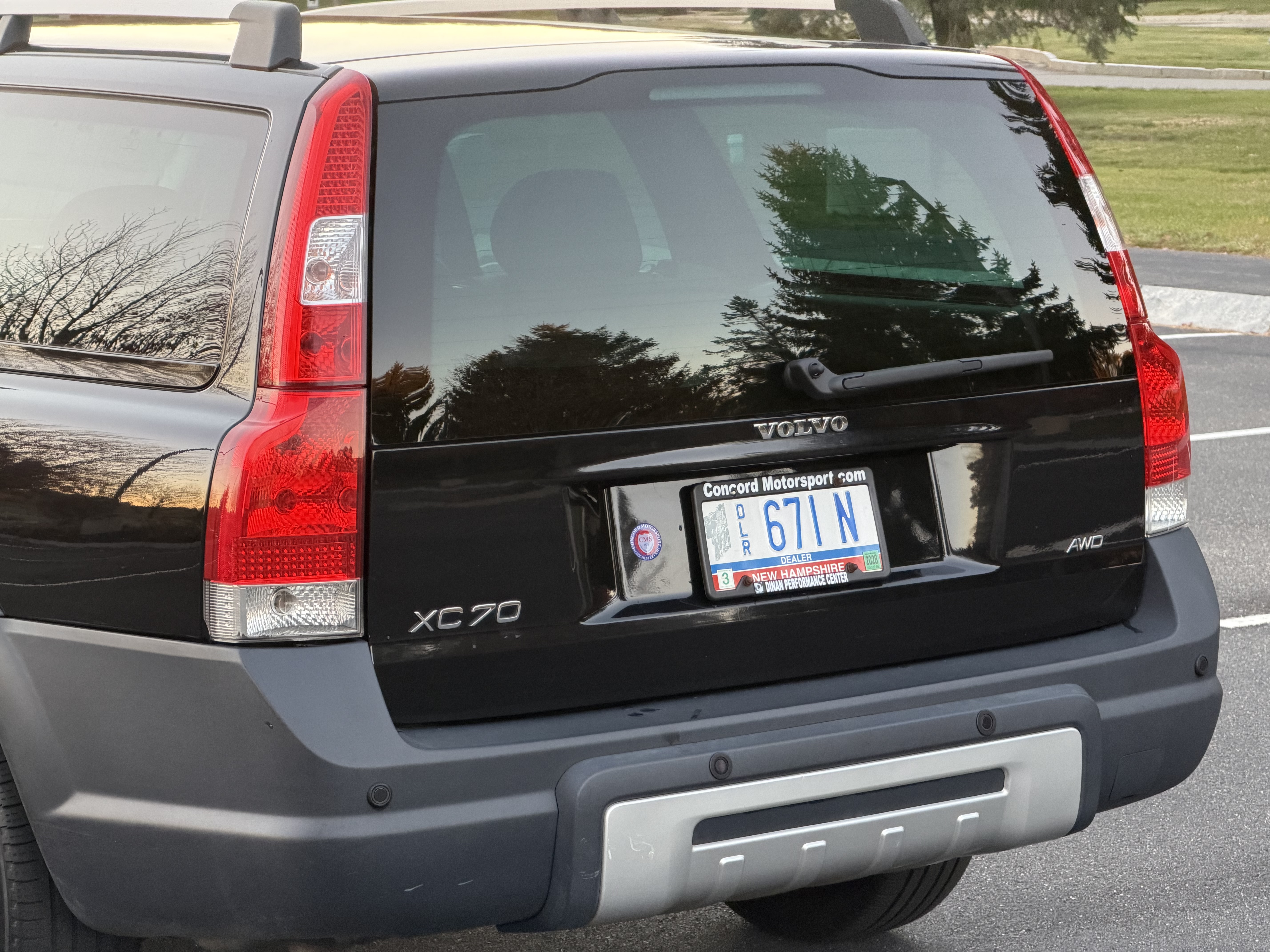 Used 2007 Volvo XC70 w/ Premium Package AWD/4WD image 16