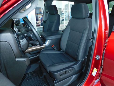 Used 2024 Chevrolet Silverado 1500 LT Z71 image 22