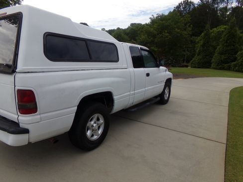 Used 2001 Dodge Ram 1500 Truck Sport image 4