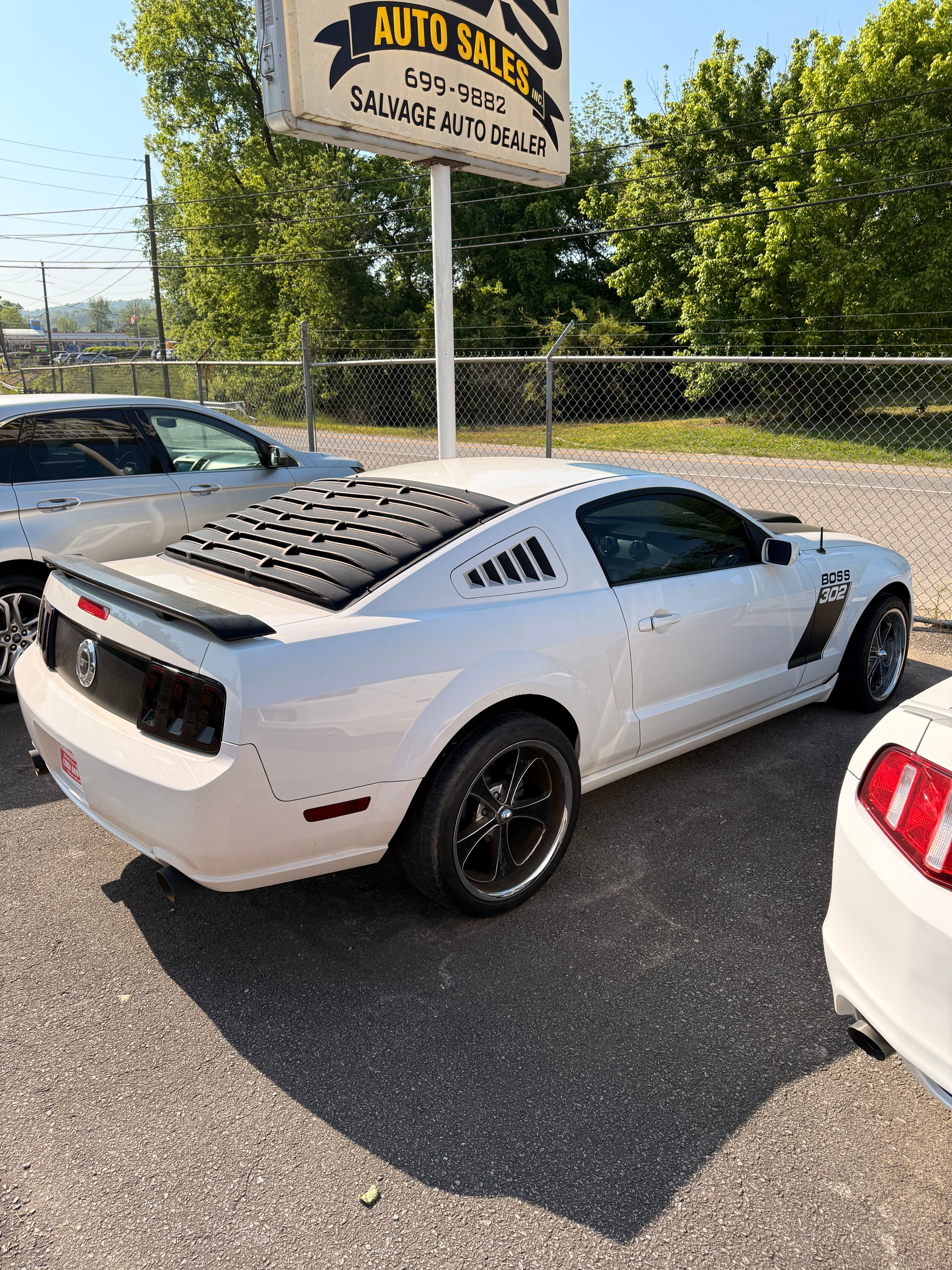 Used 2005 Ford Mustang GT RWD image 3
