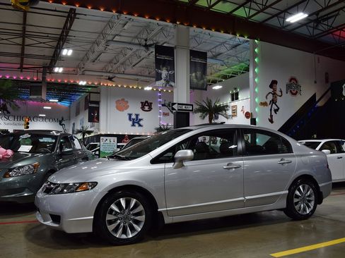 Used 2010 Honda Civic EX-L image 3