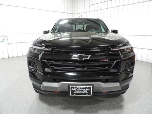 Used 2023 Chevrolet Colorado Z71 image 4
