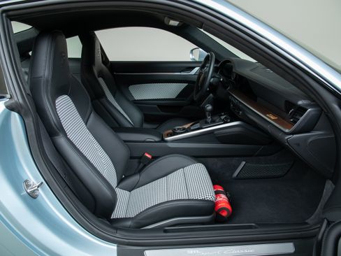 Used 2023 Porsche 911 Sport Classic Coupe RWD image 29