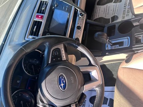 Used 2017 Subaru Outback 3.6R Limited image 8