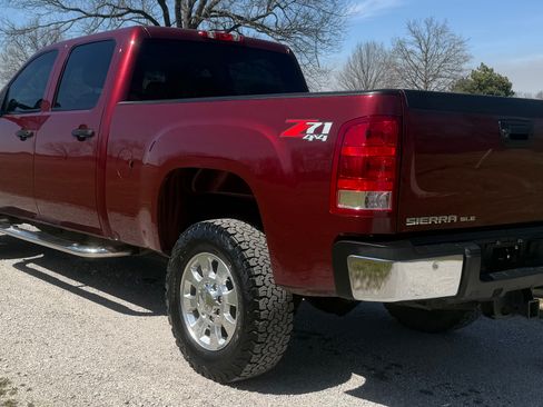 Used 2014 GMC Sierra 2500 SLE image 5