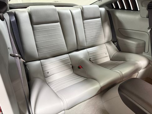 Used 2007 Ford Mustang GT Deluxe RWD image 30