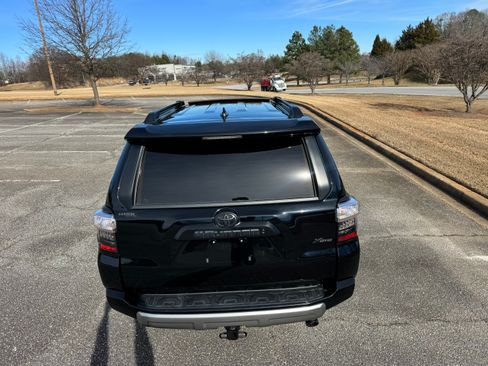 Used 2023 Toyota 4Runner TRD Off-Road Premium image 8