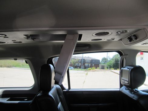 Used 2014 Nissan Armada Platinum image 20