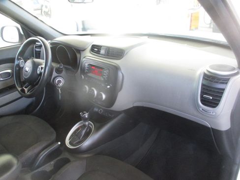 Used 2014 Kia Soul image 16