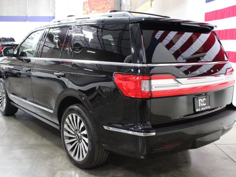Used 2020 Lincoln Navigator Luxury image 3