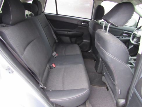 Used 2014 Subaru XV Crosstrek 2.0i Premium image 16