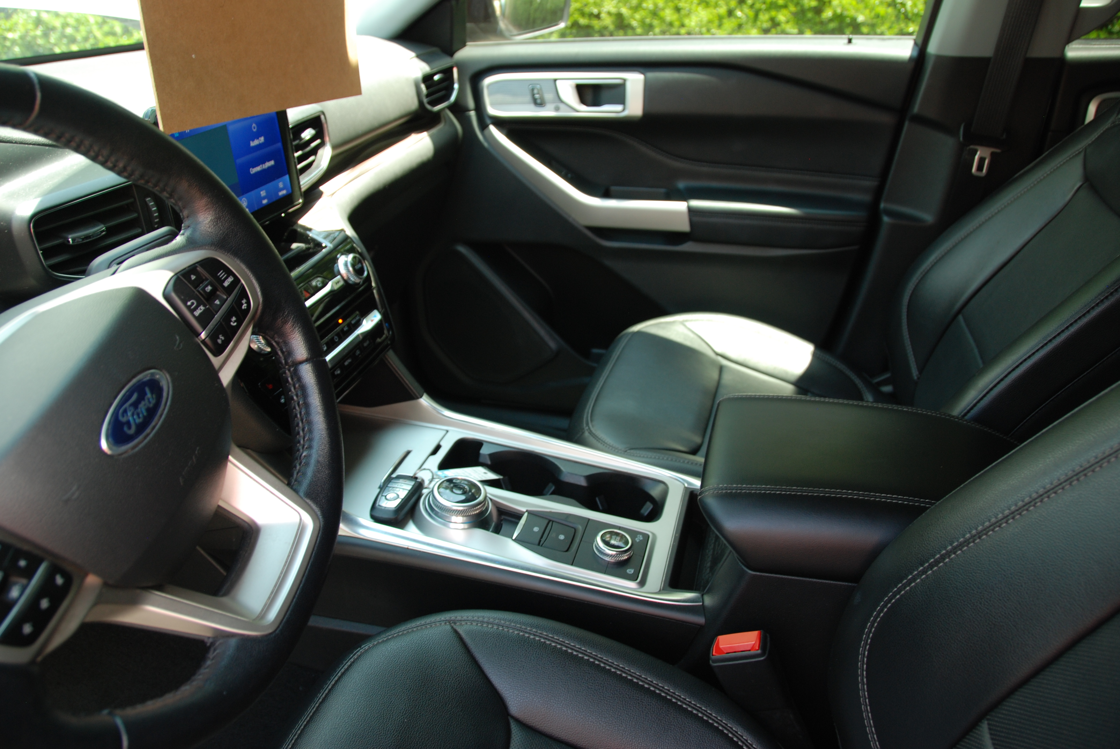 Used 2022 Ford Explorer 4WD Limited image 25