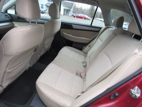 Used 2015 Subaru Outback 2.5i Premium image 12