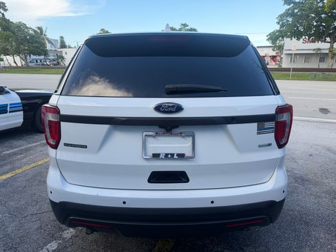 Used 2017 Ford Explorer 4WD Police Interceptor image 7