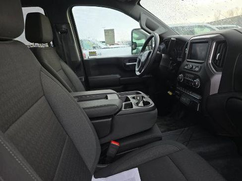 Used 2024 Chevrolet Silverado 2500 W/T image 6