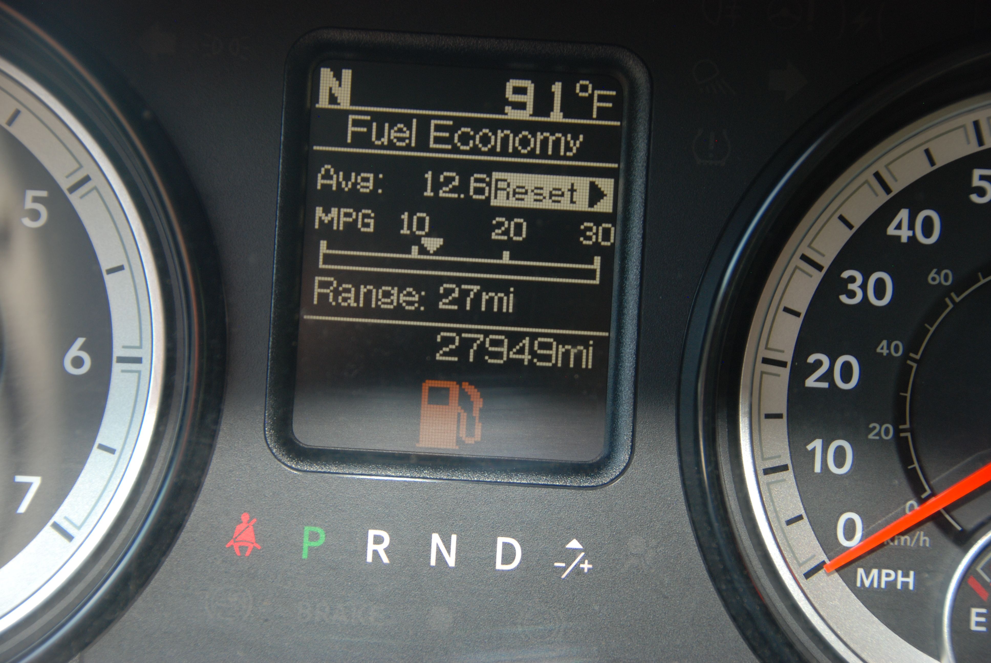 Used 2016 RAM 3500 4x4 Crew Cab ST DRW image 12