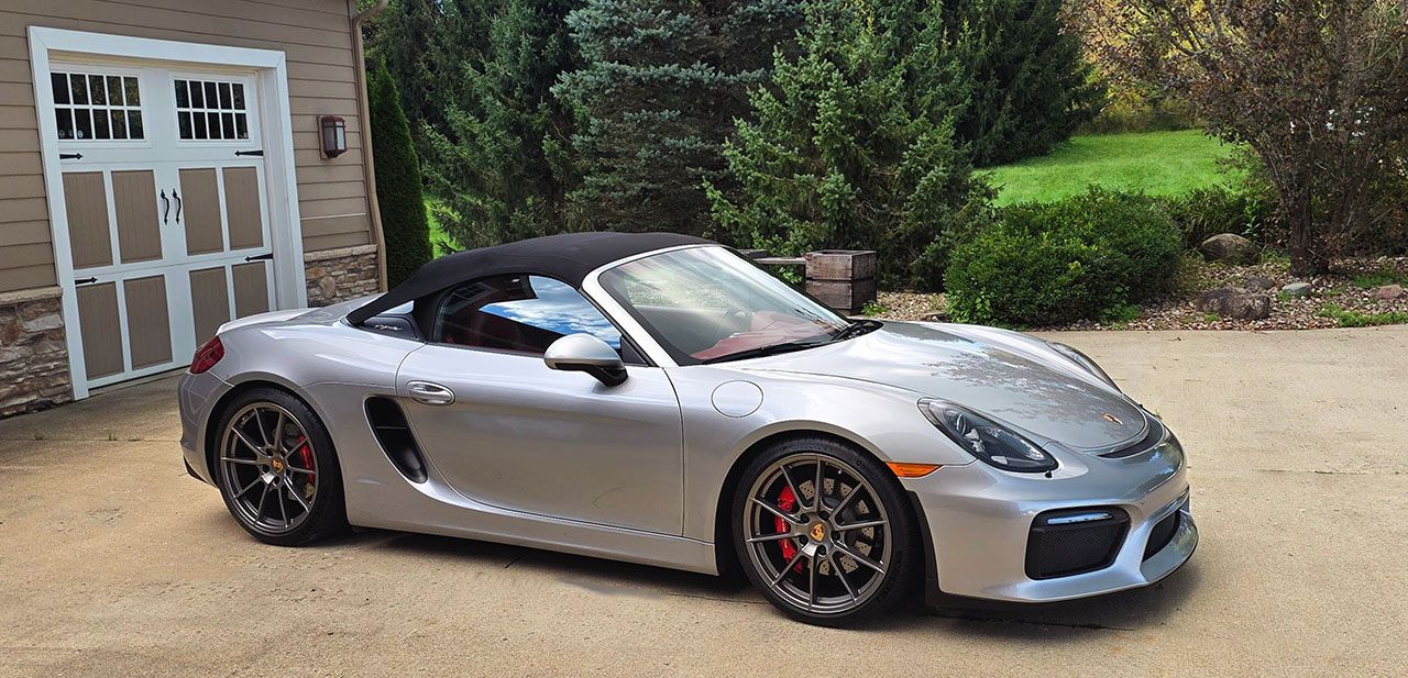 Used 2016 Porsche Boxster Spyder RWD image 6