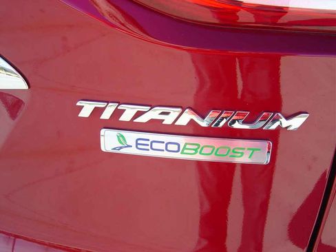 Used 2015 Ford Escape Titanium image 4