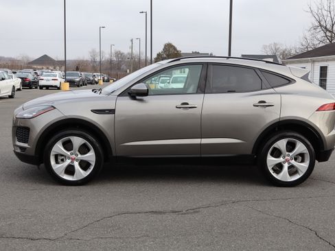 Used 2019 Jaguar E-PACE SE image 5