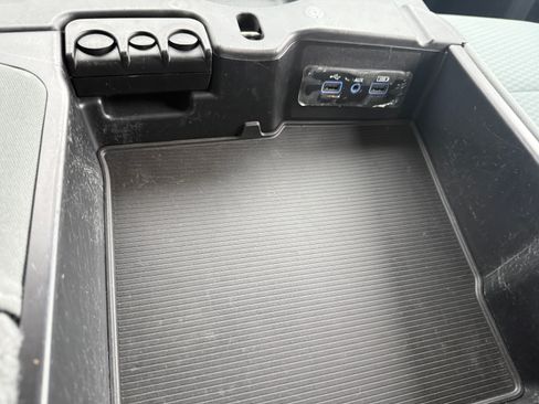Used 2018 RAM 1500 2WD Regular Cab ST image 14