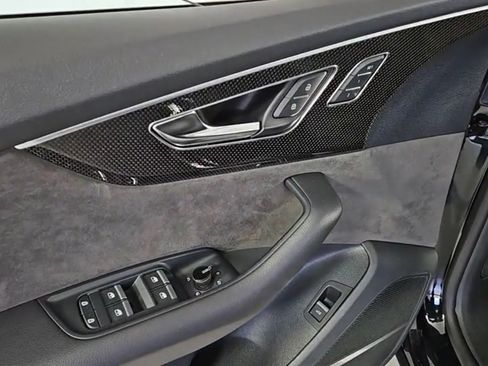 Used 2022 Audi SQ8 Premium Plus image 19