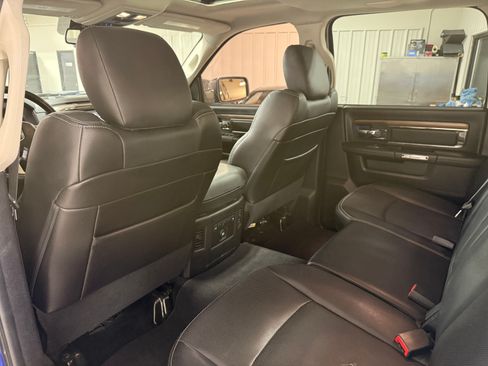 Used 2015 RAM 1500 4x4 Crew Cab Laramie image 26