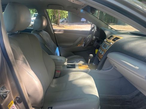 Used 2008 Toyota Camry FWD image 25
