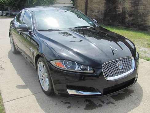 Used 2013 Jaguar XF UNAVAIL RWD image 2