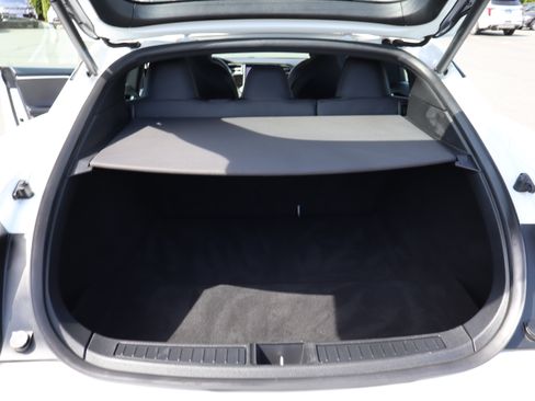 Used 2017 Tesla Model S 75 RWD image 32