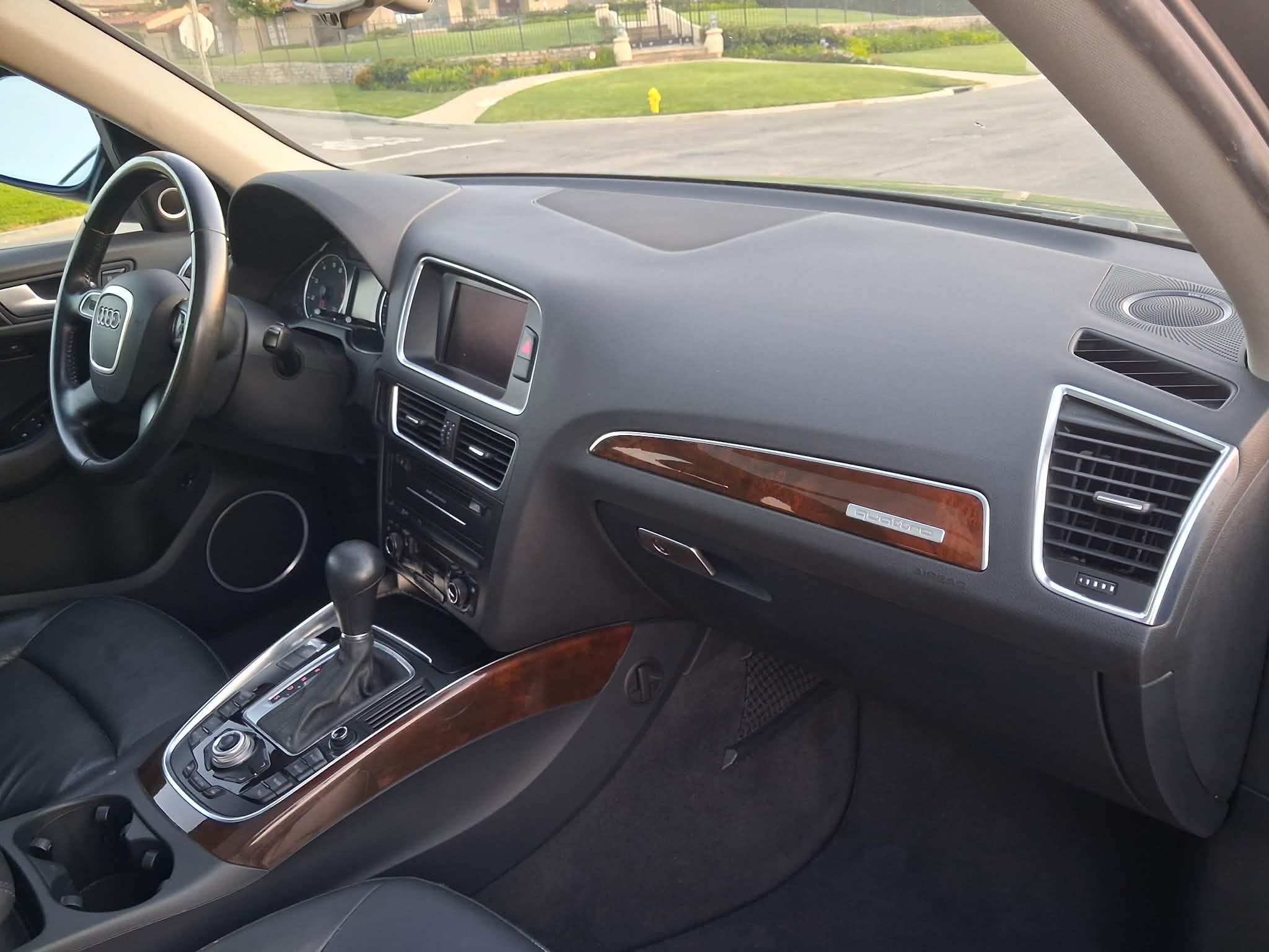 Used 2011 Audi Q5 3.2 Premium Plus AWD/4WD image 32
