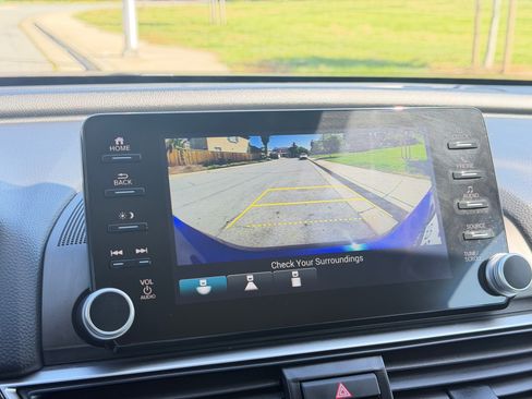Used 2021 Honda Accord 1.5T Sport Special Edition image 11