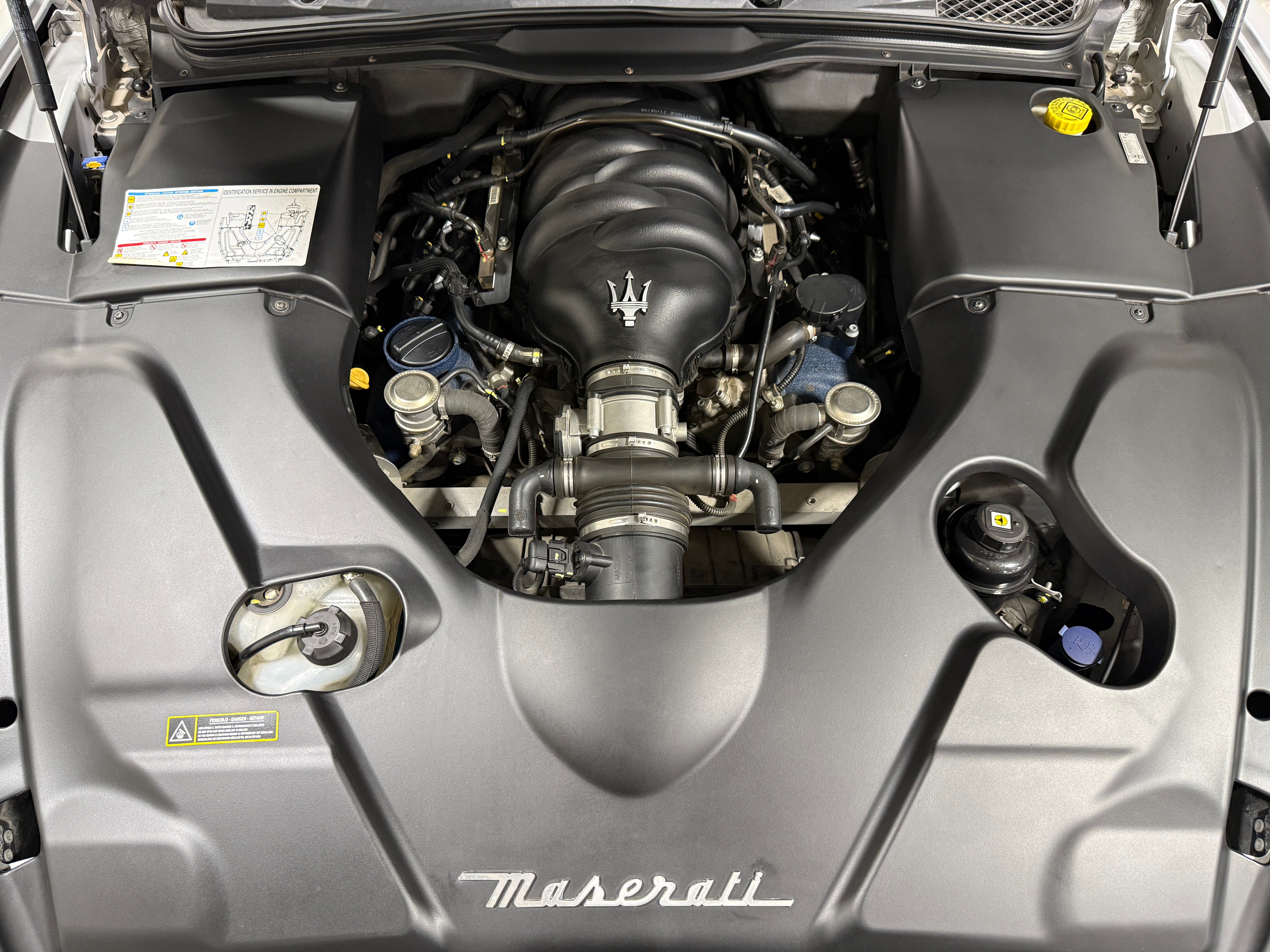 Used 2008 Maserati GranTurismo Coupe RWD image 34