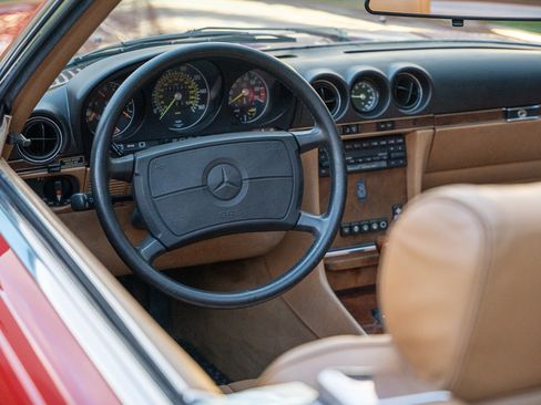 Used 1987 Mercedes-Benz 560 SL image 92