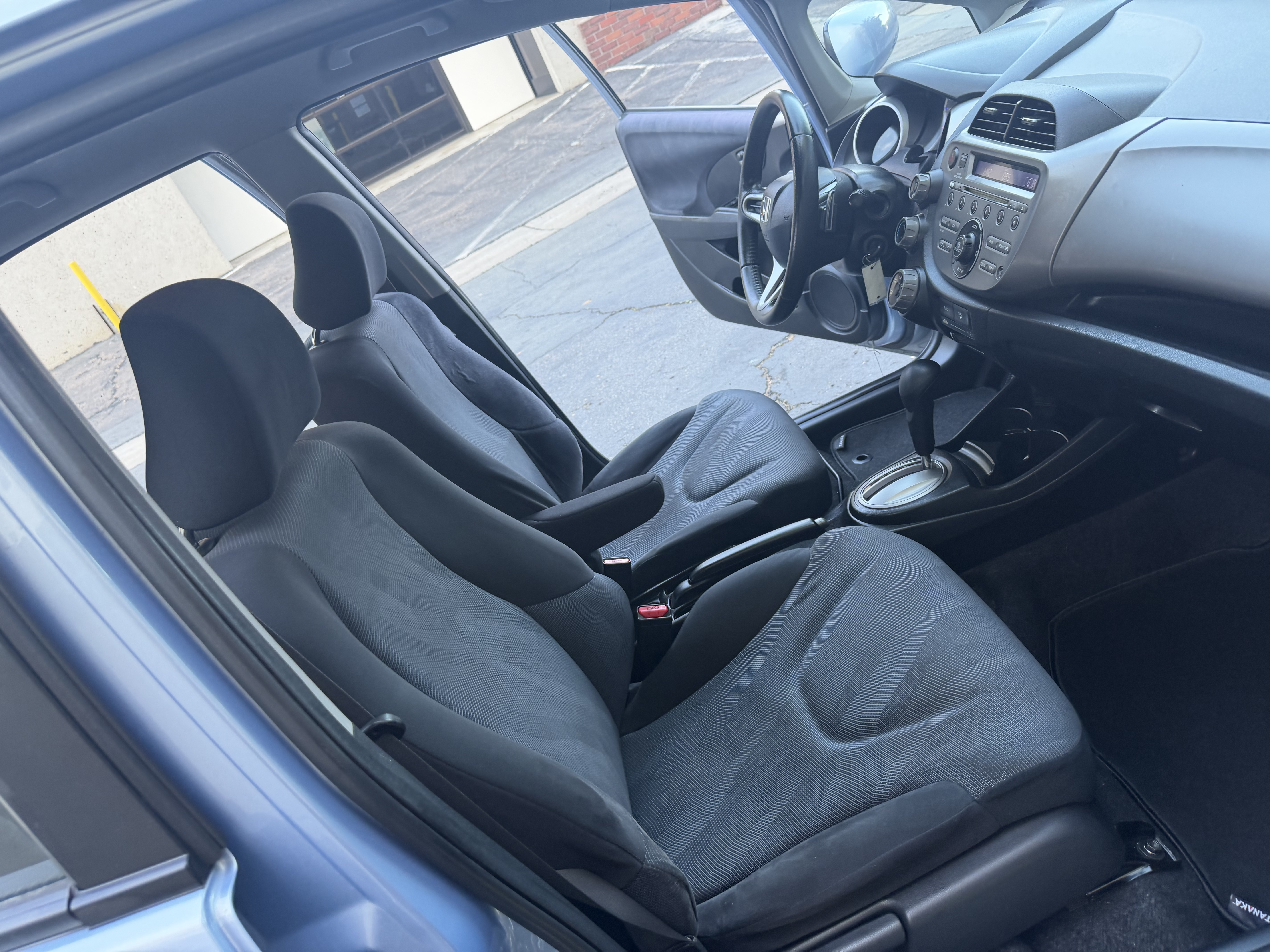 Used 2009 Honda Fit Sport image 30