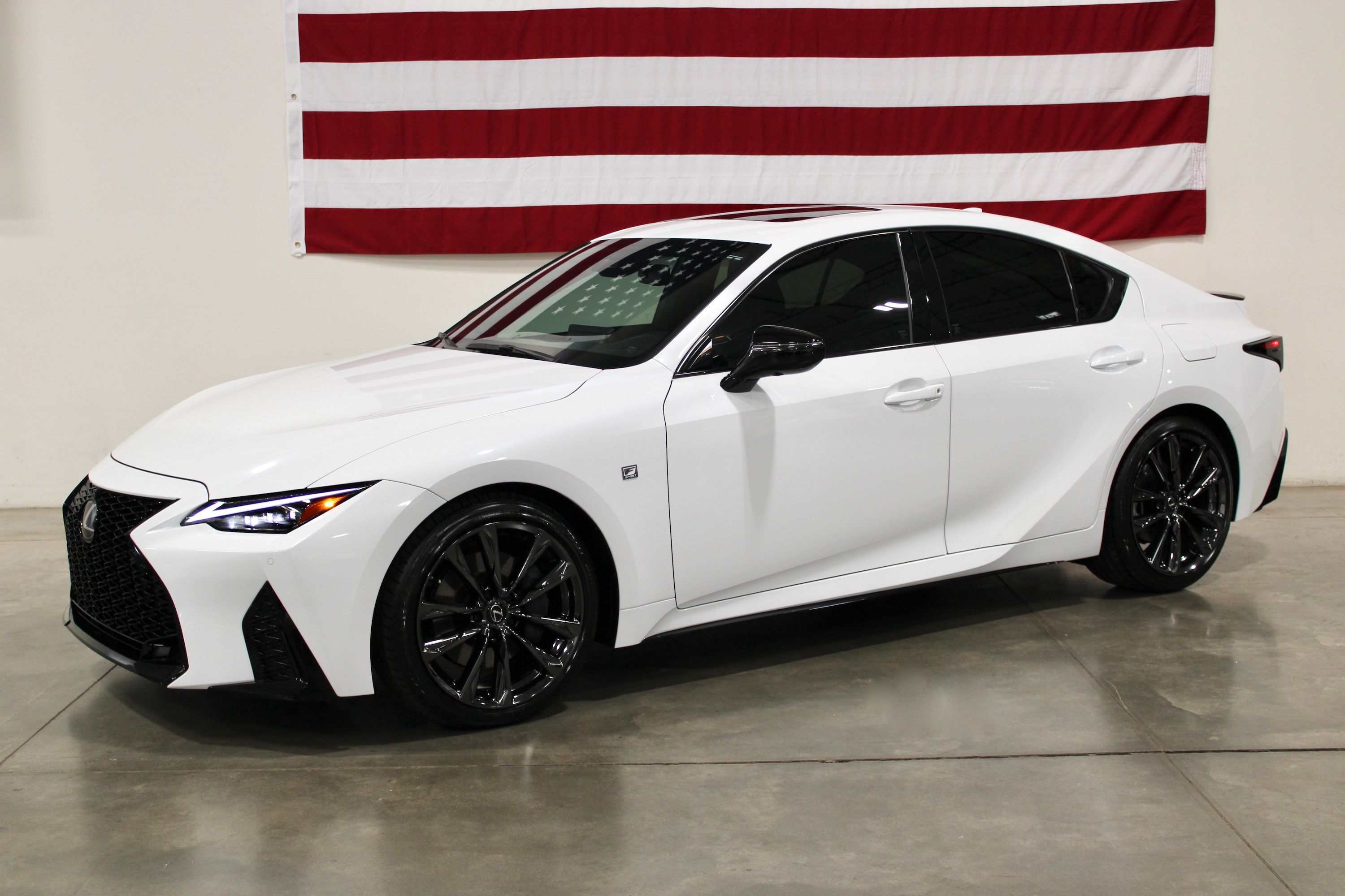 Used 2025 Lexus IS 350 F Sport RWD image 1