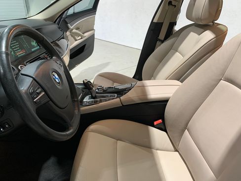 Used 2013 BMW 535i xDrive image 12