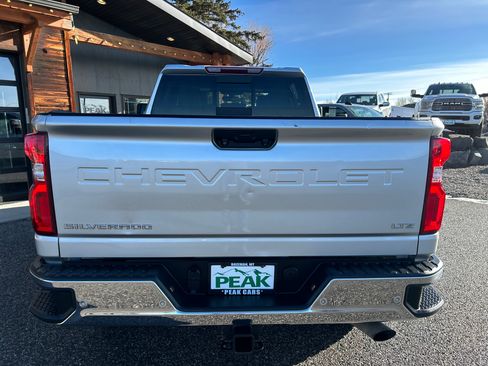 Used 2020 Chevrolet Silverado 3500 LTZ image 8