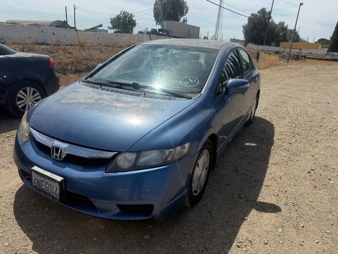 Used 2010 Honda Civic Hybrid Sedan image 2