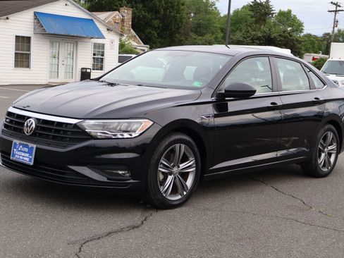 Used 2021 Volkswagen Jetta R-Line image 4