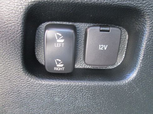 Used 2018 Ford Edge Sport image 12