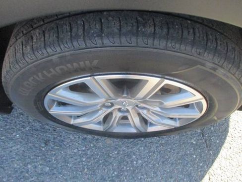 Used 2019 Cadillac XT4 Sport image 21