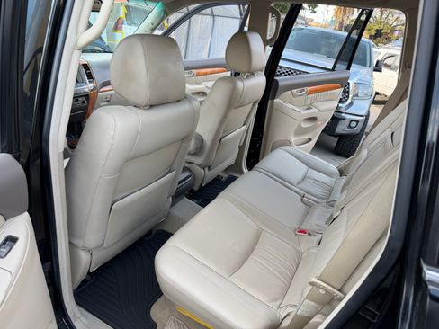 Used 2005 Lexus GX 470 AWD/4WD image 22