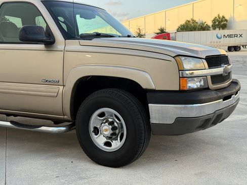 Used 2004 Chevrolet Silverado 2500 LS RWD image 62