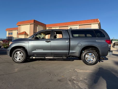 Used 2007 Toyota Tundra 4x4 Double Cab SR5 image 2