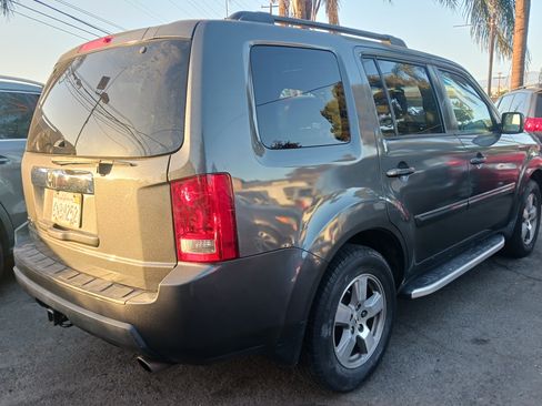 Used 2011 Honda Pilot EX-L image 2