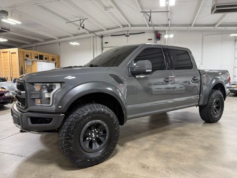 Used 2018 Ford F150 4x4 Crew Cab Raptor image 11