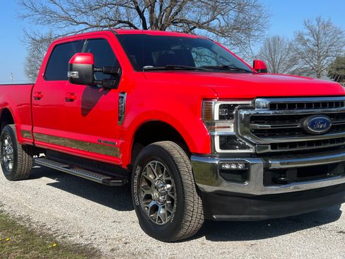 Used 2020 Ford F250 Lariat image 1